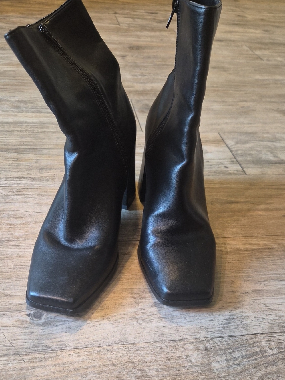Black Square-Toe Women's Ankle Boots